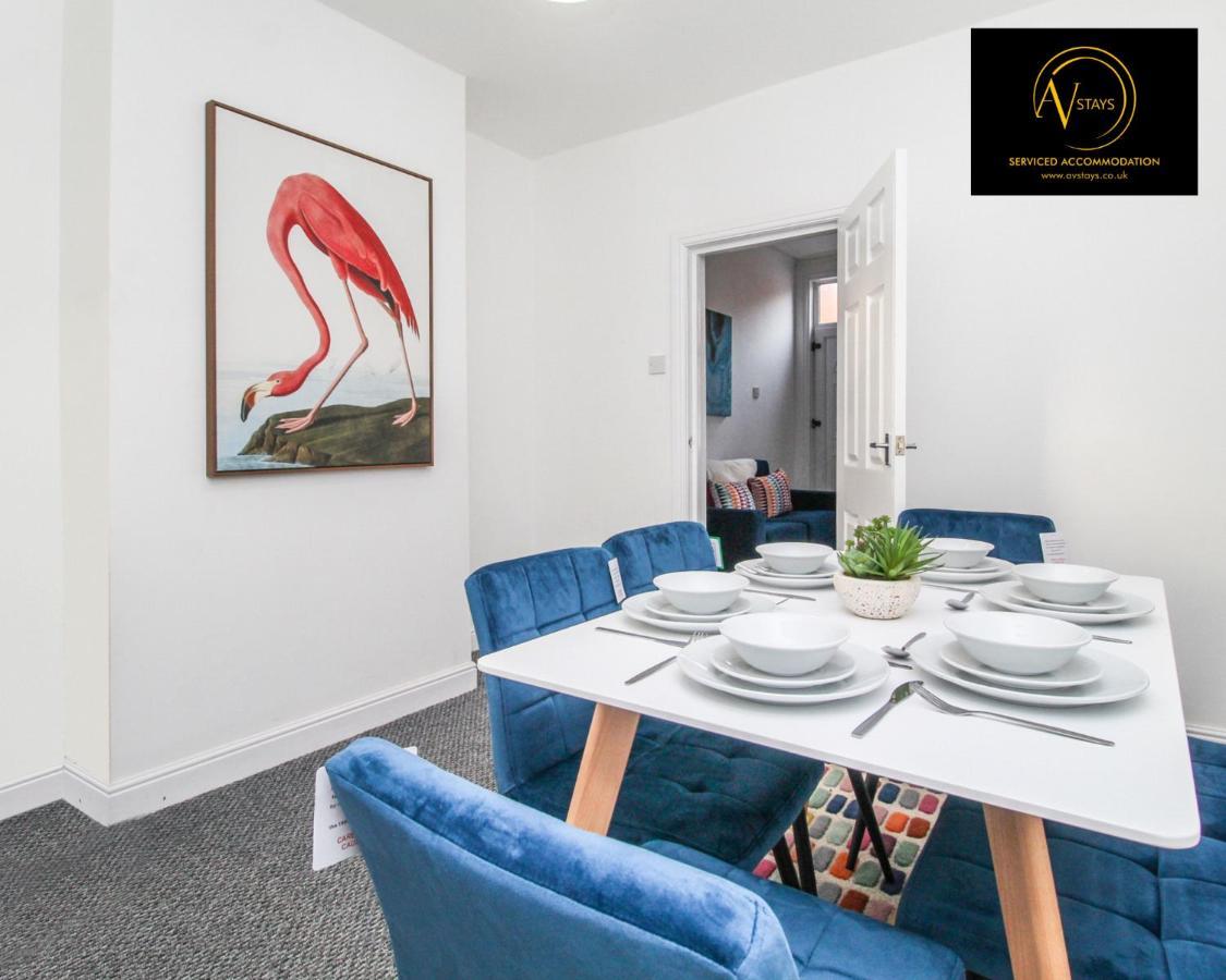 Modern House By Av Stays Short Lets & Serviced Accommodation St Helens St Helens  ภายนอก รูปภาพ
