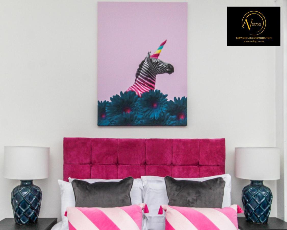 Modern House By Av Stays Short Lets & Serviced Accommodation St Helens St Helens  ภายนอก รูปภาพ